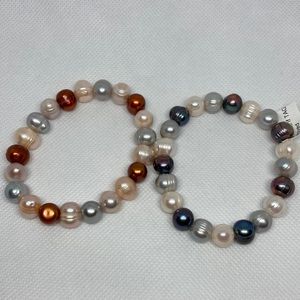 New Set of 2 Freshwater Colored Pearls with Stretchable Bracelet’s J78